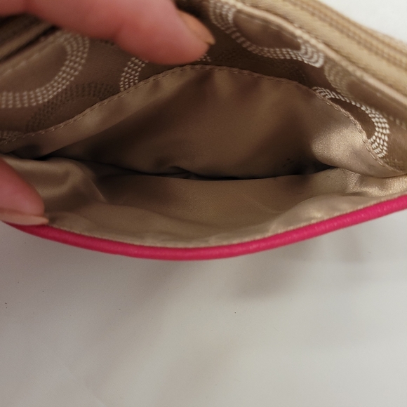 Coach Signature Wristlet Khaki Fabric Pink Leather Trim - Picture 4 of 5